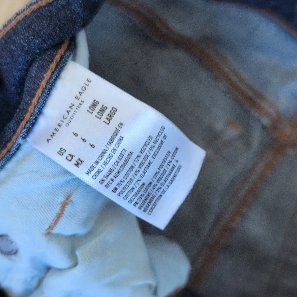 Women's American Eagle Outfitters Dark Blue Skinny Kick Jeans - Long - Picture 3 of 4